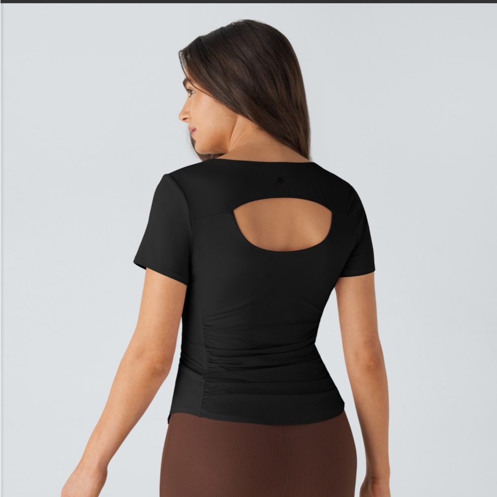 Halara U Neck Short Sleeve Backless Cut Out Ruched Curved Hem Yoga Sports Top